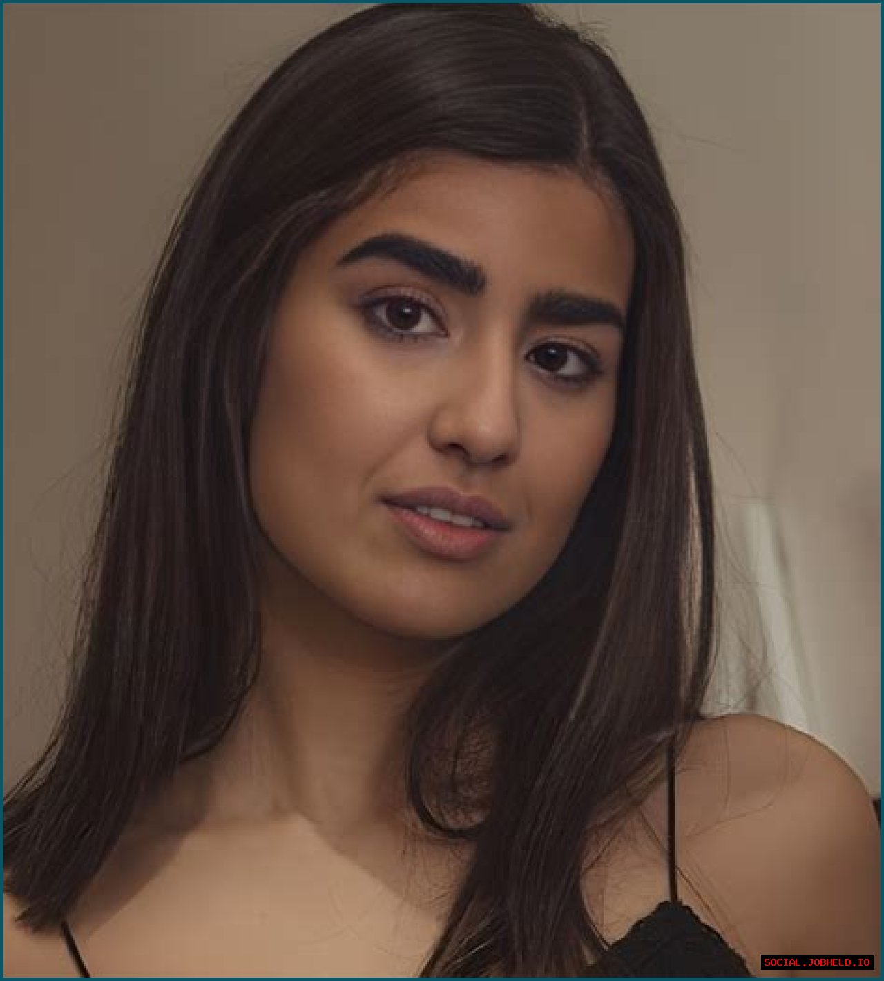 Luna Silver Biography: The Rise Of A Social Media Sensation